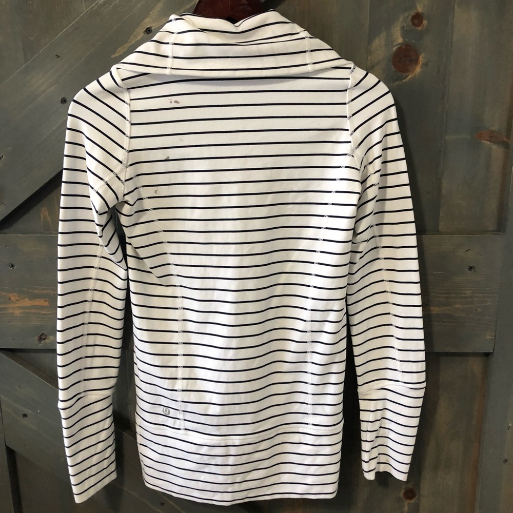 Lululemon Stripe Jacket Size 2 - Picture 3 of 6